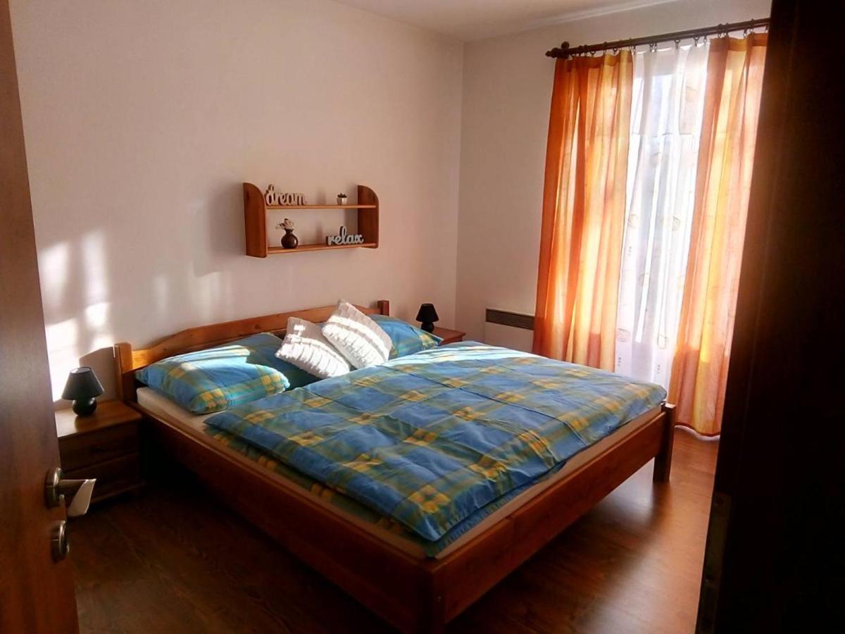Ski&Sun - Apartman B11 Liptovsky Mikulas Bagian luar foto